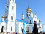 В праздник Покрова Пресвятой Богородицы на Соборной площади города Шахты гостей ждали концерт, казачья уха и мастер-классы
