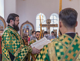 В престольный праздник Преосвященнейший епископ Симон совершил Божественную литургию в храме святого благоверного князя Александра Невского города Шахты