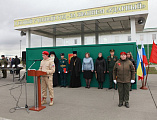 Благочинный приходов Нижнедонского округа поздравил юнармейцев с принятием присяги