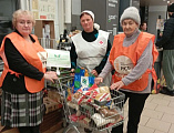 Сестры милосердия и волонтеры Октябрьского района приняли участие в акции «Корзина доброты»