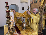 Епископ Симон совершил Божественную литургию в храме святителя Николая слободы Родионово-Несветайской
