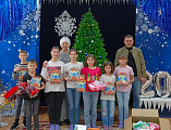 Подарки детям к Рождеству Христову