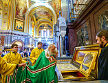 В день тезоименитства Святейшего Патриарха Кирилла Преосвященнейший епископ Симон сослужил Предстоятелю Церкви за Божественной литургией в Храме Христа Спасителя