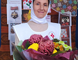 Сестры Марфо-Мариинского сестричества поздравили прихожанок с Днём матери