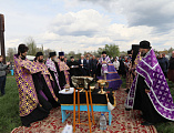 В Кашарском районе Ростовской области епископ Симон вместе с фермерами помолился о благополучии урожая