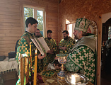 Преосвященнейший епископ Симон совершил Божественную литургию и диаконскую хиротонию в храме преподобного Сергия Радонежского города Шахты