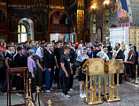 Священник благословил выпускников на сдачу государственных экзаменов