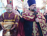В Покровском храме города Новошахтинска совершили молебен священномученику Харлампию Магнезийскому