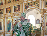 В престольный день Преосвященнейший епископ Симон совершил Божественную литургию в храме Святой Троицы хутора Ягодинка