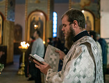Накануне Рождества Христова епископ Симон совершил вечернее богослужение и хиротесию в иподиакона в Покровском кафедральном соборе города Шахты