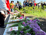 В городе Зверево состоялось памятное мероприятие «Бессмертна Победа, бессмертны её солдаты»