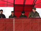 Священник поздравил учебный полк шахтинской войсковой части с годовщиной создания внутренних войск