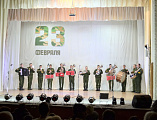 Благочинный Каменск-Шахтинского округа поздравил военнослужащих с Днем защитника Отечества