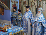В престольный день Преосвященнейший епископ Симон совершил Божественную литургию в храме Казанской иконы Божией Матери города Гуково