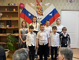 Пасхальную радость донесли дети и их родители до насельников Цента социального обслуживания для лиц пожилого возраста и инвалидов в городе Гуково