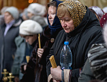 Сретение Господне и чин освящения свечей в Покровском кафедральном соборе города Шахты