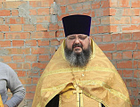 Преосвященнейший епископ Симон совершил «Чин, бываемый при основании церкви и водружении креста» на месте строительства храма преподобномученицы Елисаветы в г. Гуково