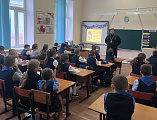 Священник Симеон Есин провел Елизаветинский урок для учащихся школы № 2