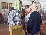 В воскресной школе села Первомайского прошло занятие о церковных записках и Таинстве Евхаристии