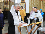 Епископ Шахтинский и Миллеровский Симон совершил таинство Крещения над первенцем семьи старшего иподиакона