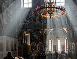 В день памяти великомученика Феодора Тирона Преосвященнейший епископ Симон совершил Литургию в Покровском кафедральном соборе города Шахты