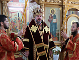 Епископ Шахтинский и Миллеровский Симон совершил Божественную литургию и диаконскую хиротонию в храме Донской иконы Божией Матери г. Новошахтинска