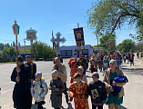 Пасхальный крестный ход в слободе Никольской