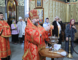 В праздник Преполовения Пятидесятницы Преосвященнейший епископ Симон совершил литургию в Покровском кафедральном соборе города Шахты