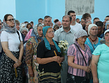 Преосвященнейший епископ Симон и паломники Шахтинской епархии молились за Литургией в храме святителя Николая Чудотворца станицы Еланской Шолоховского района