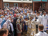 В праздник Вознесения Господня Преосвященнейший епископ Симон совершил Божественную литургию в Вознесенском храме г. Шахты