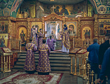 В Неделю Торжества Православия Преосвященнейший епископ Симон совершил Божественную литургию святителя Василия Великого в Покровском кафедральном соборе г. Шахты