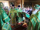 В престольный праздник Преосвященнейший епископ Симон возглавил Божественную литургию в храме преподобного Серафима Саровского хут. Красновка