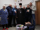 В шахтинской библиотеке имени М.А. Шолохова протоиерей Николай Уваров провел просветительскую встречу с получателями услуг Центра социального обслуживания населения