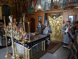 В Великий Вторник Страстной седмицы Преосвященнейший Симон, епископ Шахтинский и Миллеровский совершил Литургию Преждеосвященных Даров