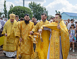 Праздничная Литургия в день памяти первоверховных апостолов Петра и Павла в Покровском кафедральном соборе города Шахты