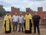 В хуторе Пичугин Чернышевского благочиния совершен чин на основание церкви и водружение креста