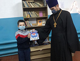 Иерей Иоанн Трофимов посетил праздничное мероприятие в спортивном клубе «Прометей» в пос. Аютинский