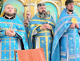 В Троицком храме г. Каменск-Шахтинский прошла Божественная литургия в память о строителе и первом настоятеле Свято-Троицкого храма священнослужителе Иоанне