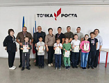 В Багаевской школе №1 прошёл традиционный шахматный турнир «Папа, мама, я — вместе шахматная семья»