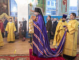 Преосвященнейший епископ Симон совершил воскресную Божественную литургию в храме Архистратига Михаила поселка Каменоломни