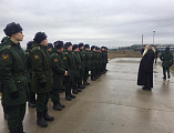 Иеромонах Николай (Наметышев) поздравил воинов инженерного батальона с Рождеством Господа Бога и Спаса нашего Иисуса Христа