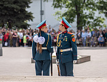 В день 80-летия Великой Победы духовенство вместе с шахтинцами почтило память героев Великой Отечественной войны