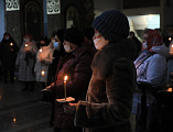В Покровском кафедральном соборе г. Шахты совершена панихида по воинам, погибшим в локальных конфликтах