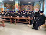 Епископ Мефодий провел для духовенства Шахтинской епархии обучающий семинар по работе с наркозависимыми и созависимыми