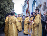 В престольный день Преосвященнейший епископ Симон совершил Божественную литургию в храме святителя Николая города Шахты