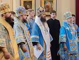 С сонмом архиереев Православной Церкви епископ Симон принял участие в торжествах по случаю празднования Донской иконы Божией Матери