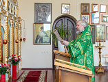 Преосвященнейший епископ Симон совершил Божественную литургию в храме апостола и евангелиста Иоанна Богослова при Институте сферы обслуживания и предпринимательства (филиал) ДГТУ в г. Шахты
