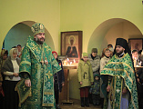 В престольный праздник Преосвященнейший епископ Симон совершил Божественную литургию в храме святой блаженной Ксении Петербургской г. Шахты