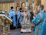 Накануне праздника Благовещения Пресвятой Богородицы Преосвященнейший епископ Симон совершил всенощное бдение в Покровском кафедральном соборе г. Шахты