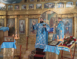 В праздник Благовещения Пресвятой Богородицы Преосвященнейший епископ Симон совершил Литургию в Покровском храме города Шахты